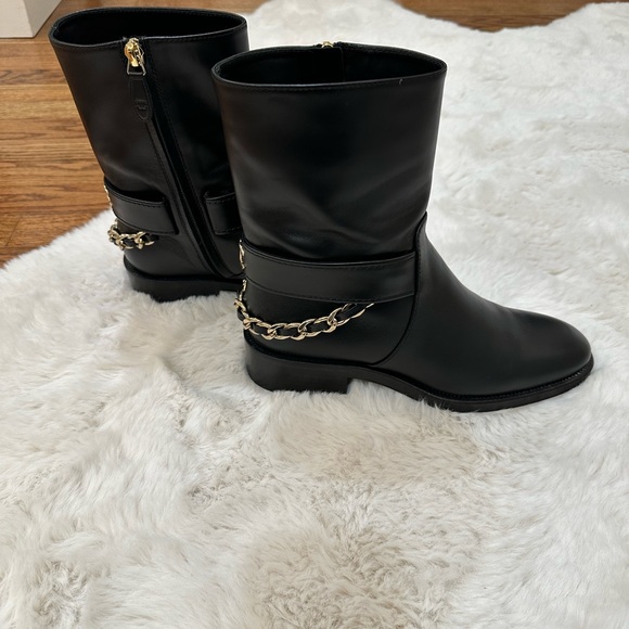 BNIB Chanel Black Chain Ankle Boots, Size 6 - Picture 1 of 6